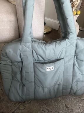 WiloThe Label puffer weekender bag in Sage Green